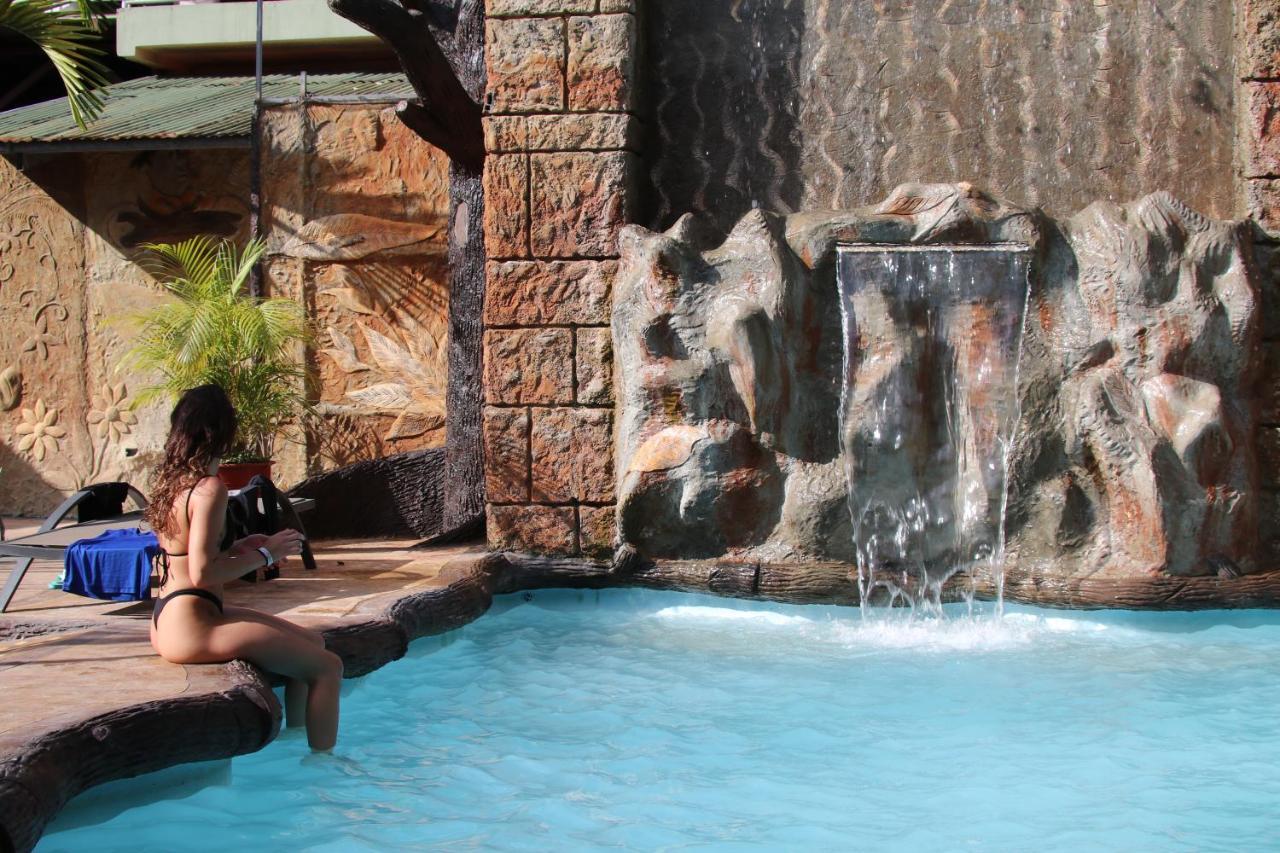 بيت شباب Arenal Poshpacker La Fortuna المظهر الخارجي الصورة
