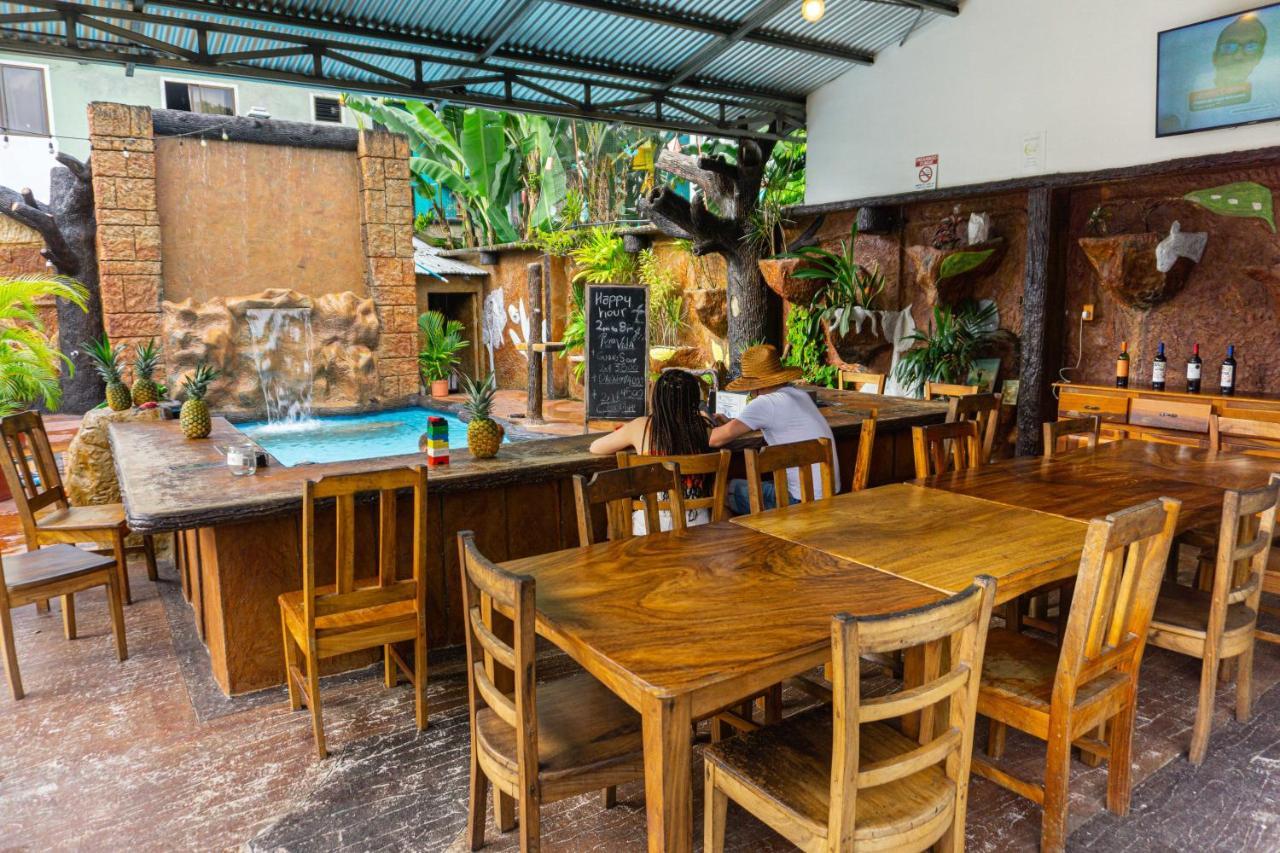 بيت شباب Arenal Poshpacker La Fortuna المظهر الخارجي الصورة