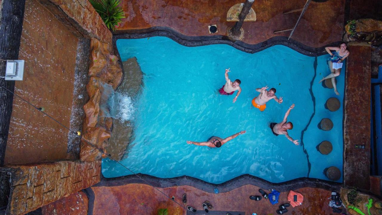 بيت شباب Arenal Poshpacker La Fortuna المظهر الخارجي الصورة