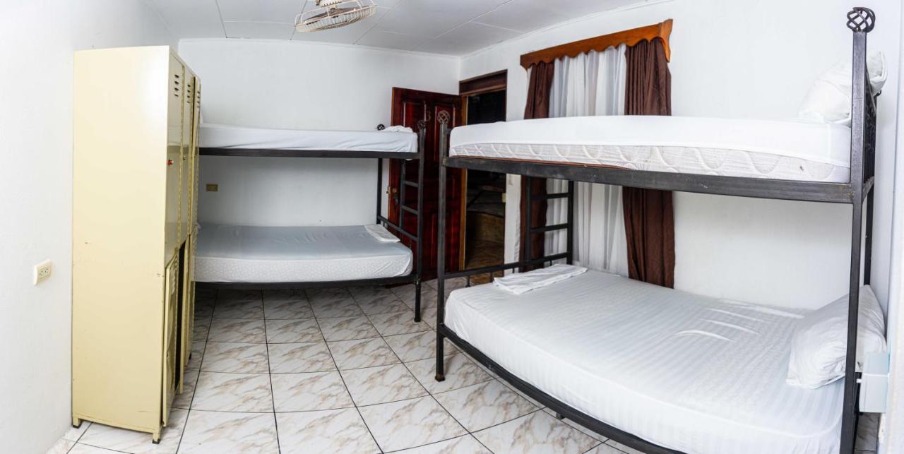 بيت شباب Arenal Poshpacker La Fortuna المظهر الخارجي الصورة